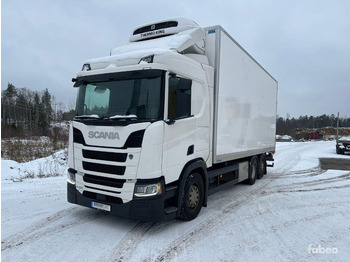 Caminhão furgão SCANIA R 450