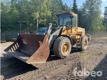 Carregadeira de rodas VOLVO L90C