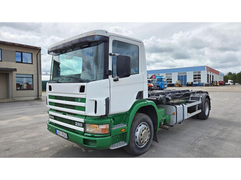 Caminhão com sistema de cabo SCANIA P94