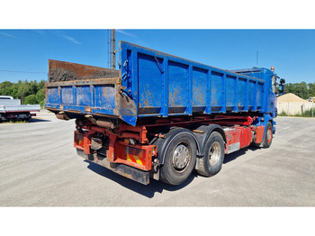 Locação de Scania R340 6X2*4 + Container Scania R340 6X2*4 + Container: foto 3