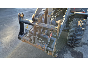 Locação de Terex TL80 4X4 + tools Terex TL80 4X4 + tools: foto 5