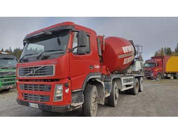 Caminhão tanque VOLVO FM9
