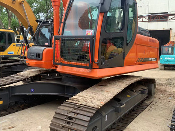 Escavadora de rastos DOOSAN DX300LC
