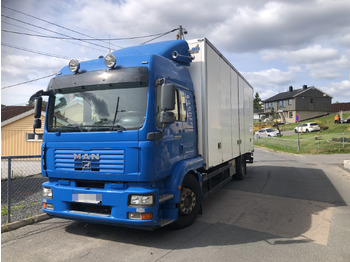 Caminhão furgão MAN TGM 18.240