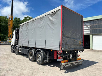 Caminhão com lona, Caminhão grua Volvo FH 460: foto 4