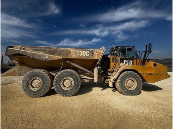 Caminhão articulado CATERPILLAR 730C2