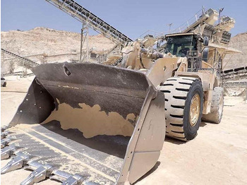 Carregadeira de rodas CATERPILLAR 988K