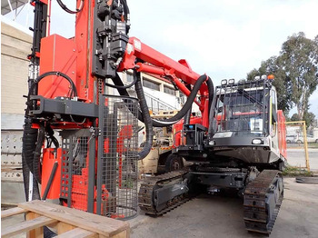 Máquina de perfuração SANDVIK