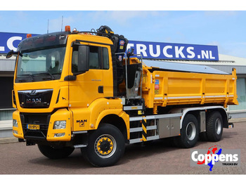 Caminhão grua MAN TGS 33.420