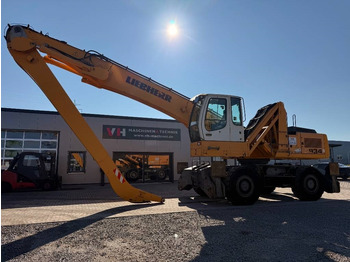 Manipulador de material LIEBHERR A 934