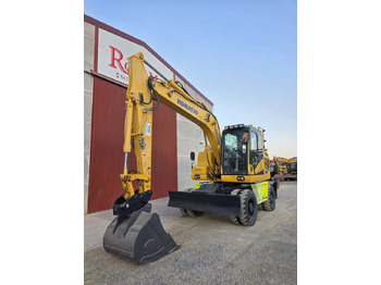 Escavadeira de rodas KOMATSU PW148-11: foto 2