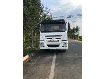Tractor SINOTRUK HOWO
