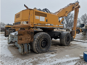 Manipulador de material LIEBHERR A 932 Litronic: foto 2