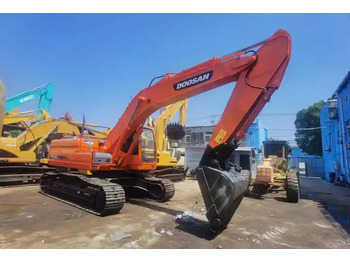 Locação de  22tons Used Excavator Doosan DX225 In Good Condition Used Original doosan 225 excavator 22tons Used Excavator Doosan DX225 In Good Condition Used Original doosan 225 excavator: foto 4