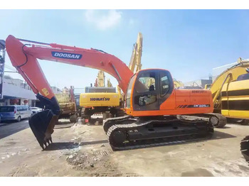 Locação de  22tons Used Excavator Doosan DX225 In Good Condition Used Original doosan 225 excavator 22tons Used Excavator Doosan DX225 In Good Condition Used Original doosan 225 excavator: foto 3