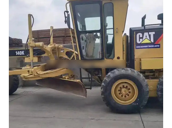 Motoniveladora CATERPILLAR 140K