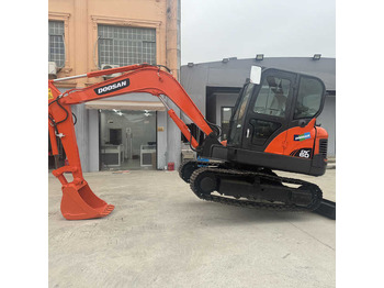 Escavadora de rastos DOOSAN DX60