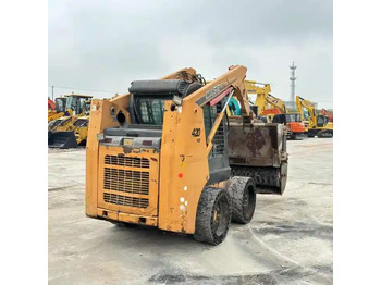 Mini carregadeira Original Second hand CASE skid steer loader 420 for sale compact skid steers loaders 440 430 420 in stock: foto 4