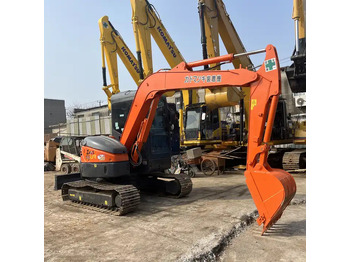 Escavadora de rastos HITACHI ZX55