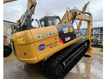 Escavadora de rastos CATERPILLAR 320D