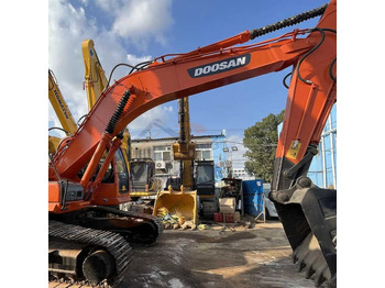 Escavadora de rastos DOOSAN DH60-7