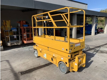 Plataforma de Tijera/ Plataforma de tesoura HAULOTTE Compact 8