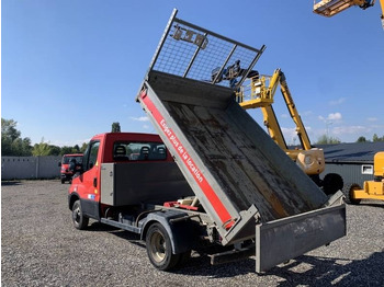 Caminhão basculante IVECO Daily 35c13