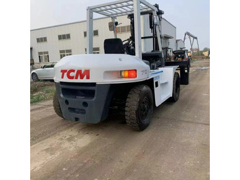 Empilhadeira TCM
