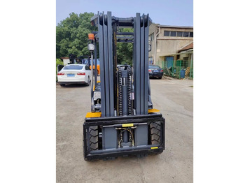Empilhadeira 2022 Komatsu FD30-14: foto 3