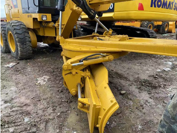 Motoniveladora caterpillar 140H: foto 3