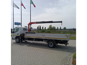 Caminhão grua FUSO