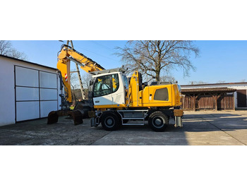 Manipulador de material LIEBHERR LH 22 M
