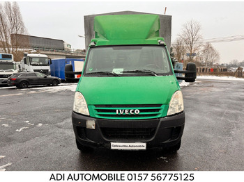 Furgão de toldo IVECO