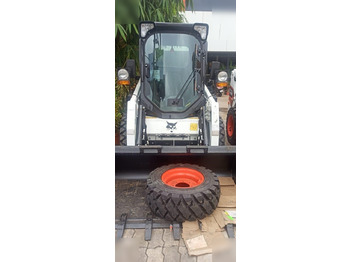 Mini carregadeira BOBCAT S450