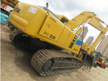 Escavadora de rastos KOMATSU PC220-6