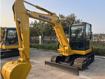Mini escavadeira KOMATSU PC56