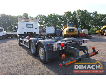 Caminhão chassi Scania P230 P 230 Euro 5 6x2*4 TOP!! Retarder right hand steer: foto 2 Caminhão chassi Scania P230 P 230 Euro 5 6x2*4 TOP!! Retarder right hand steer: foto 2