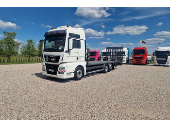 Caminhão transporte de veículos MAN TGX 26.460