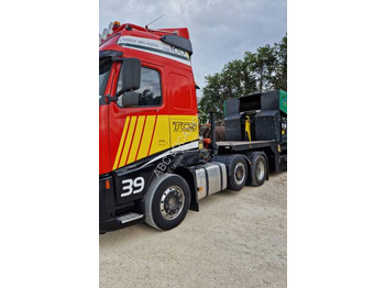 Tractor VOLVO FH12 420