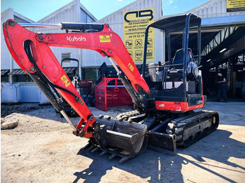 Mini escavadeira KUBOTA U27-4