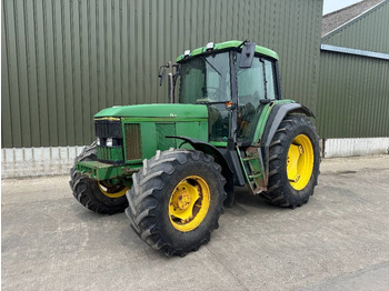 Trator JOHN DEERE 6800