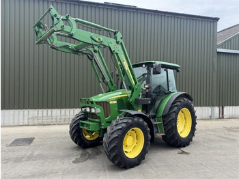 Trator JOHN DEERE 5100R