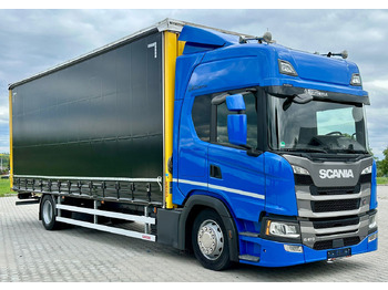 Caminhão com lona SCANIA G 410