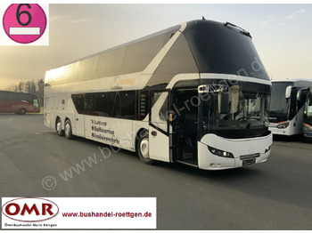 Ônibus panorâmico NEOPLAN