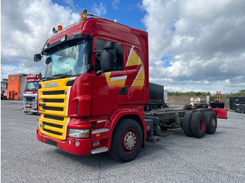 Caminhão chassi SCANIA R 480