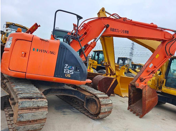 Escavadora de rastos HITACHI ZX135