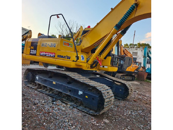Escavadora de rastos KOMATSU PC220-7