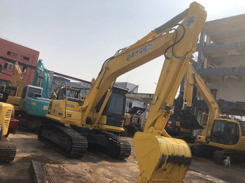 Escavadora de rastos Komatsu PC 220-8: foto 4