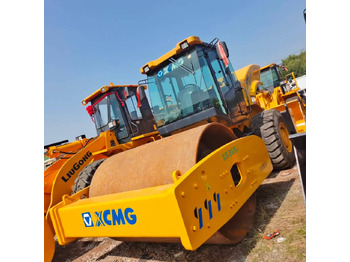 Compactador XCMG XS263J: foto 2