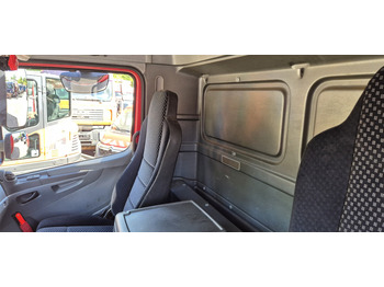 Locação de Mercedes-Benz 1829L Staplerhalterung, , Schiebeplane Mercedes-Benz 1829L Staplerhalterung, , Schiebeplane: foto 5
